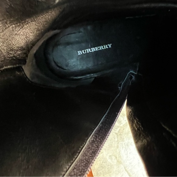 Burberry Womens Vintage High Boots Vintage Size 38 EUC Black and White - Picture 9 of 15